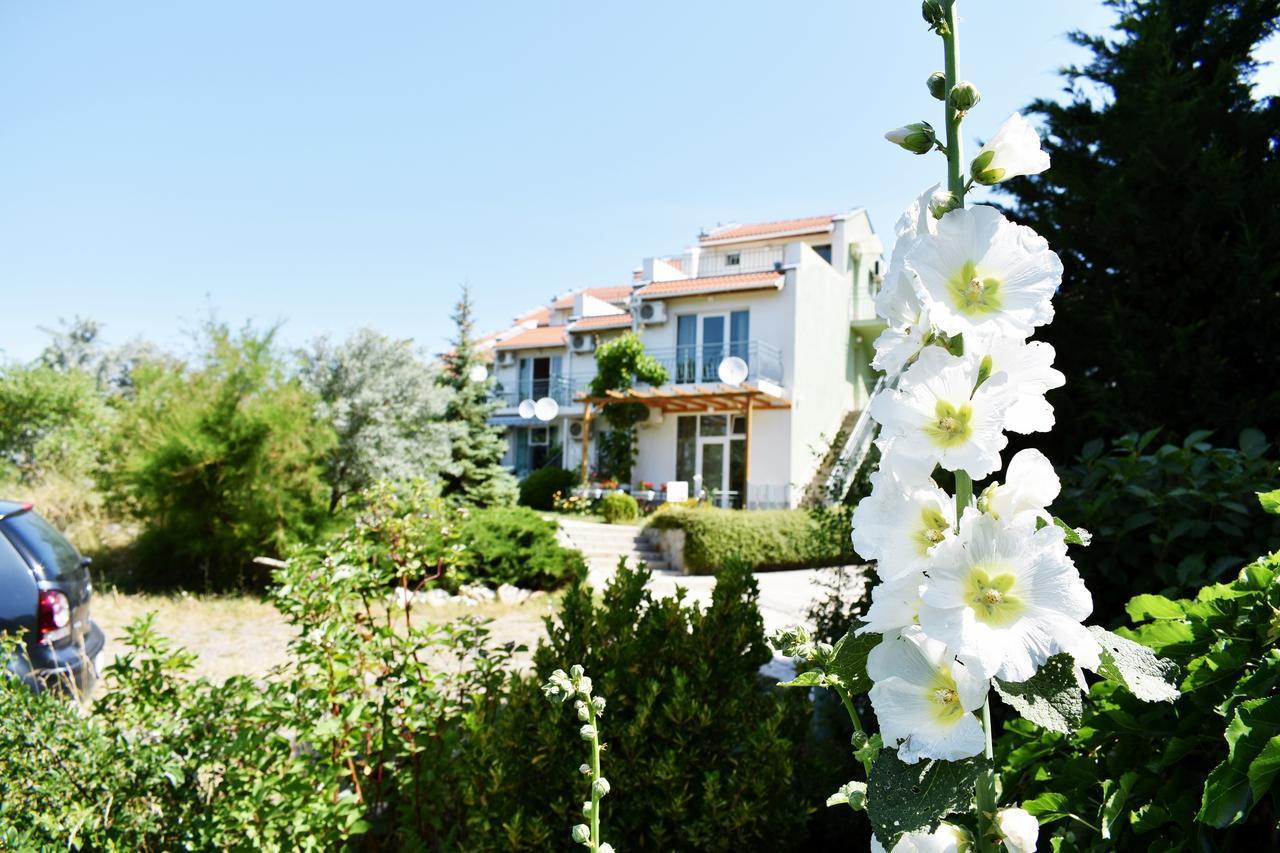 Nushev Hotel Sweti Wlas Exterior foto